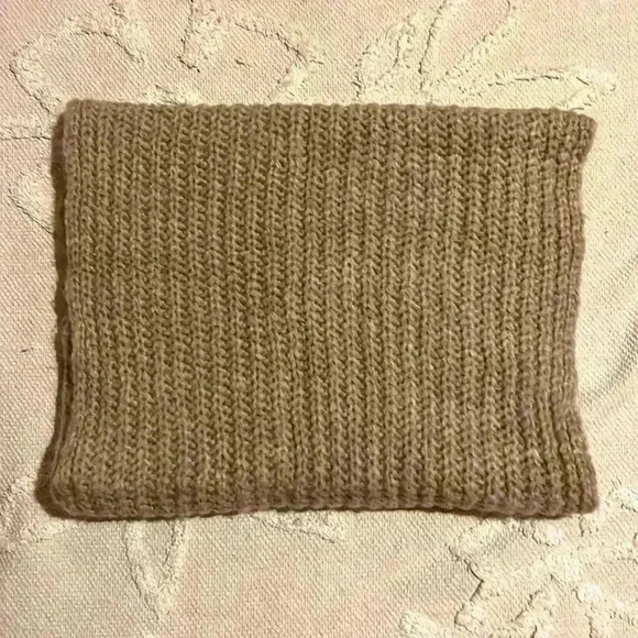 Club Monaco wool blend circle scarf - Picture 2 of 5